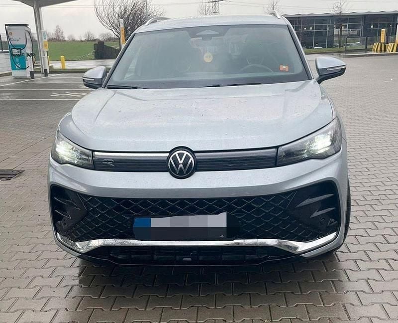 Gebraucht VW Tiguan R-line 150 PS (110 kW) 2025 SUV