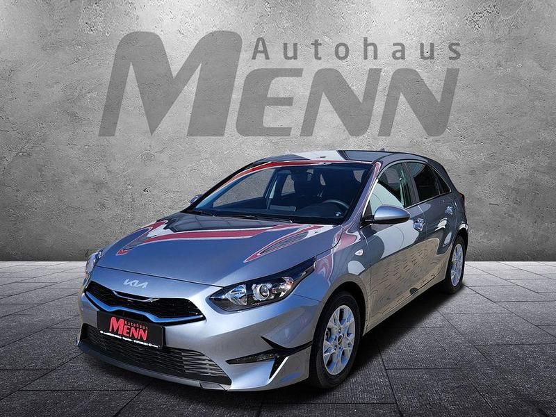 Gebraucht Kia Ceed Vision 150 PS (110 kW) 2025 Silber Kleinwagen