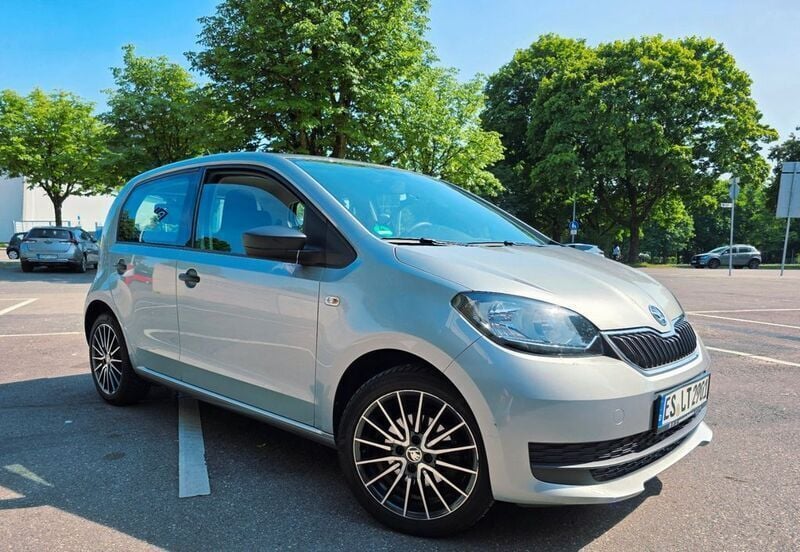 Grau Gebraucht 2017 Skoda Citigo Active Kleinwagen | 5.000 € (Guter Preis) - Bild 1/4