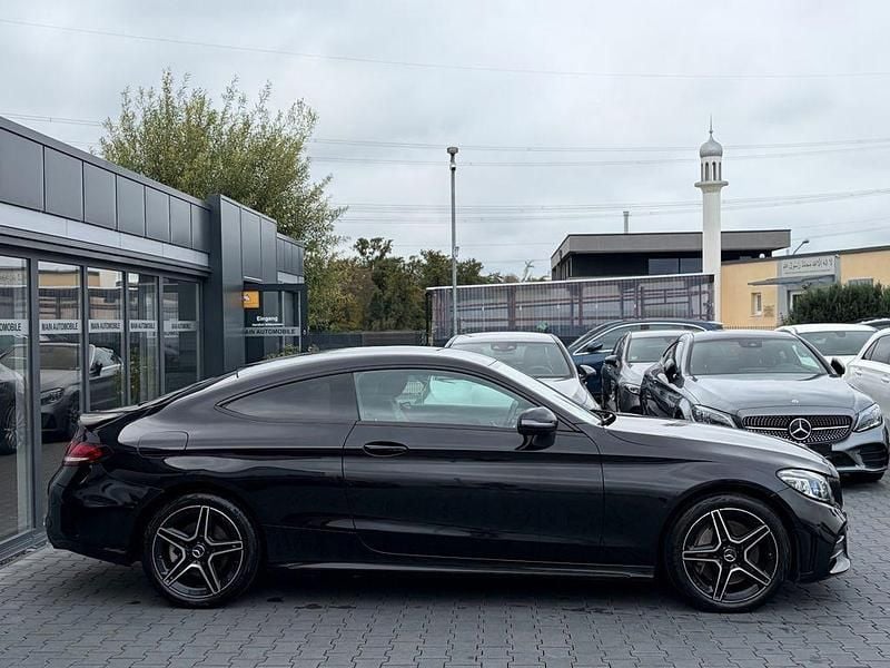 Gebraucht Mercedes C300 AMG 258 PS (189 kW) 2019 Schwarz Coupé