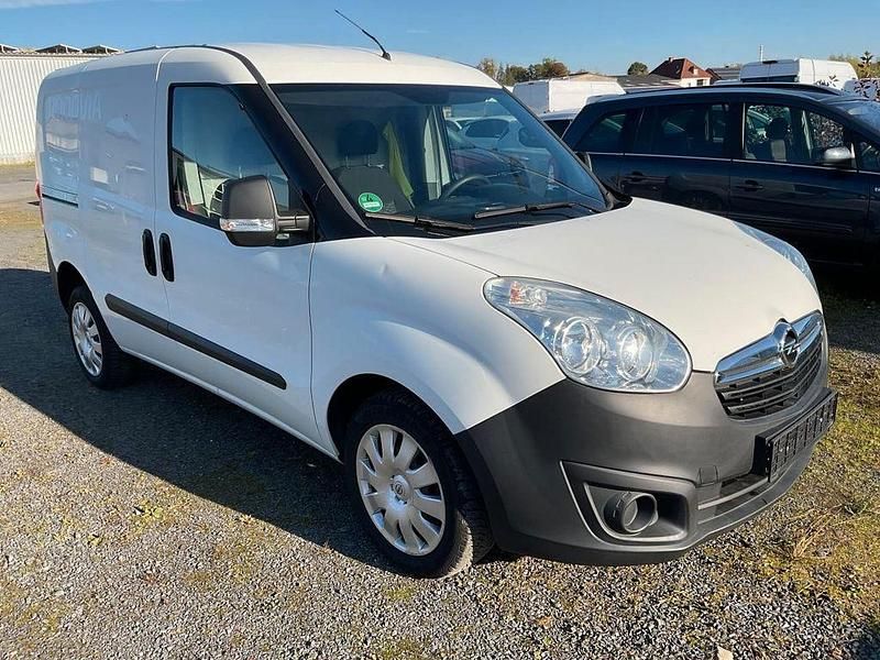 Usata Opel Combo 95 CV (69 kW) 2017 Bianco Monovolume