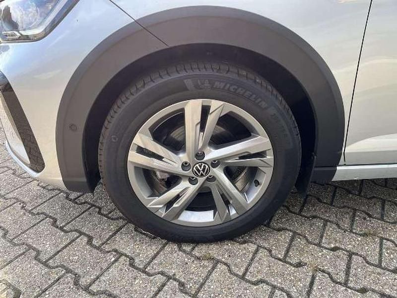 Gebraucht VW Taigo R-line 110 PS (80 kW) 2022 Reflexsilber metallic SUV