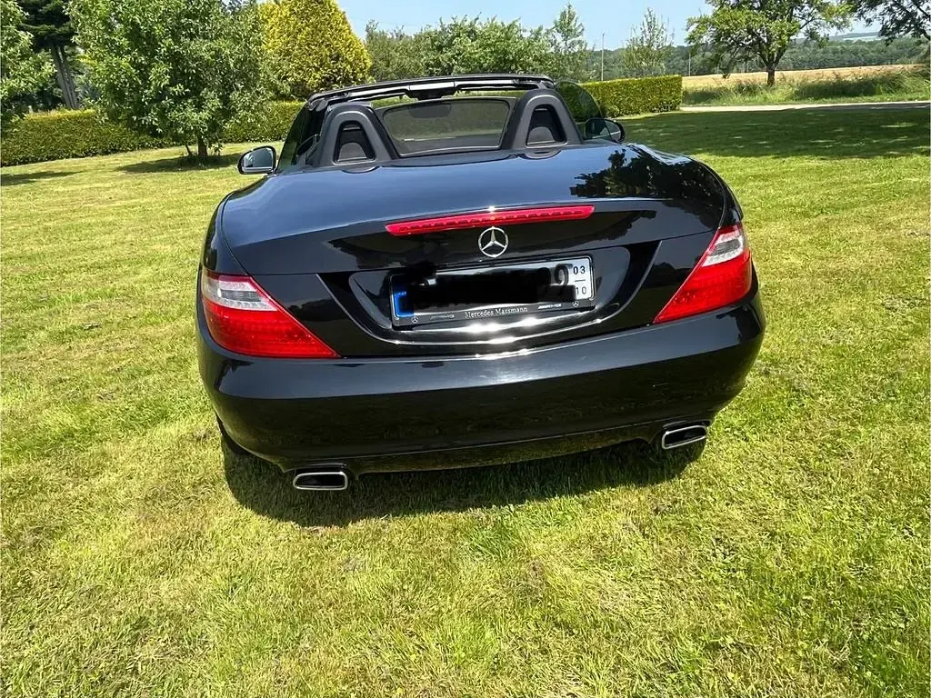 Gebraucht Mercedes SLK200 184 PS (135 kW) 2011 Schwarz Cabrio