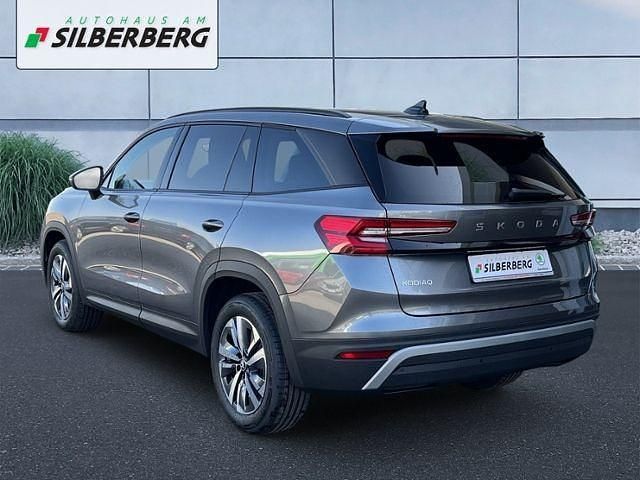 Neu Skoda Kodiaq Selection 150 PS (110 kW) 2026 Graphitegrau metallic SUV