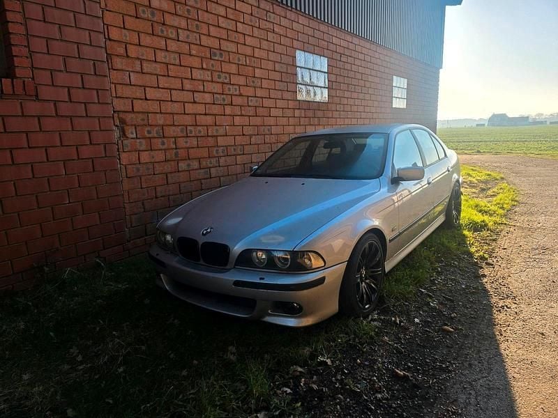 Silber Gebraucht 1998 BMW 523 M Sport Limousine | 1.800 € (Guter Preis) - Bild 1/4
