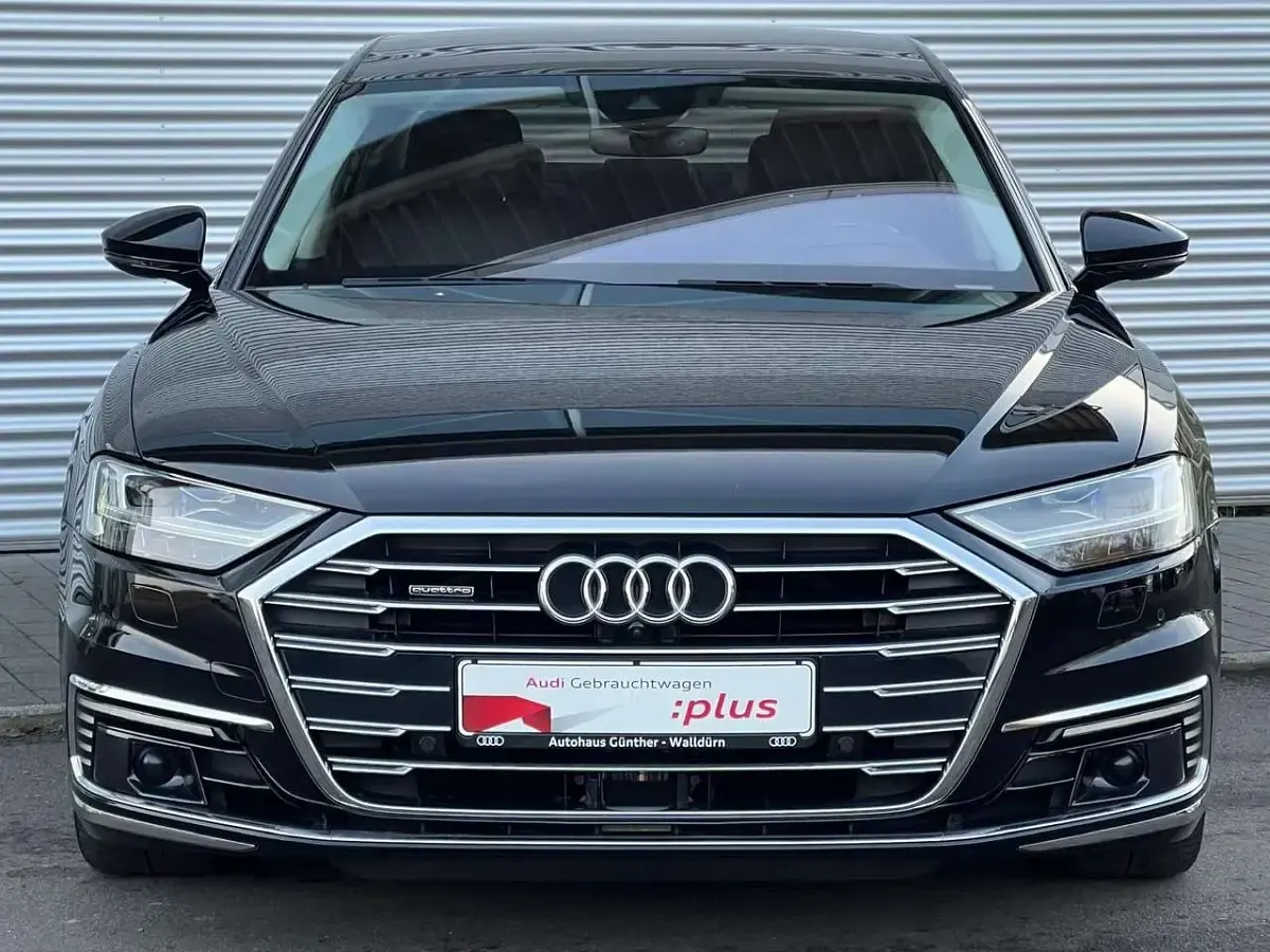 Gebraucht Audi A8 Ambiente 449 PS (330 kW) 2021 Mythosschwarz metallic Limousine
