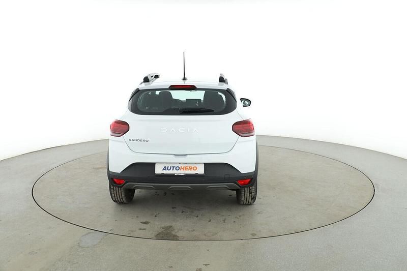 Gebraucht Dacia Sandero Expression 91 PS (66 kW) 2024 Weiß Kleinwagen