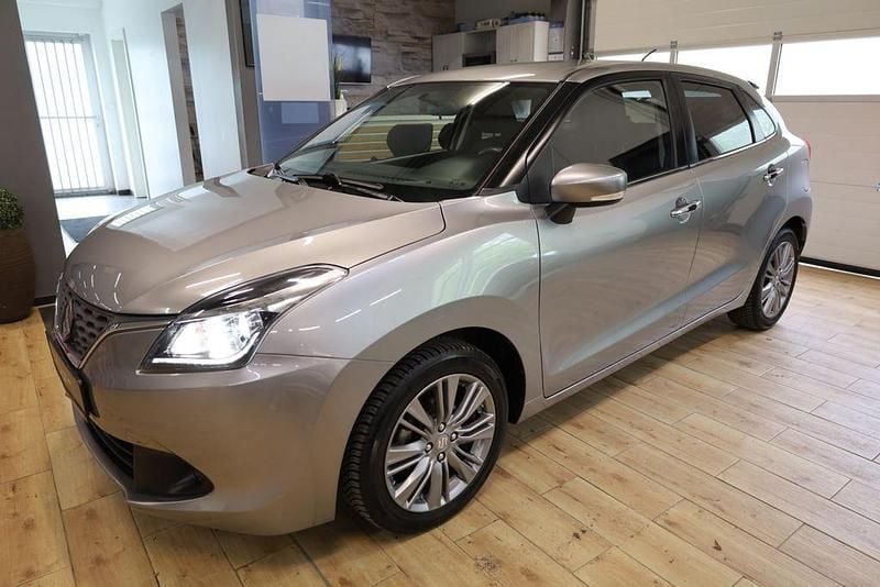 Gebraucht Suzuki Baleno Basic 90 PS (66 kW) 2016 Grau Kleinwagen