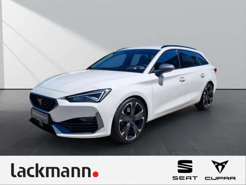 Weiss Gebraucht 2024 Cupra Leon VZ Kombi | 36.890 € (Guter Preis) - Bild 1/4