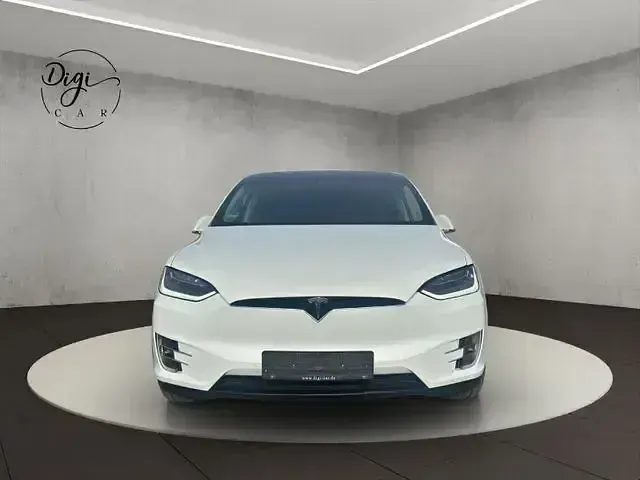 Used Tesla Model X 386 kW (525 HP) 2017 White SUV