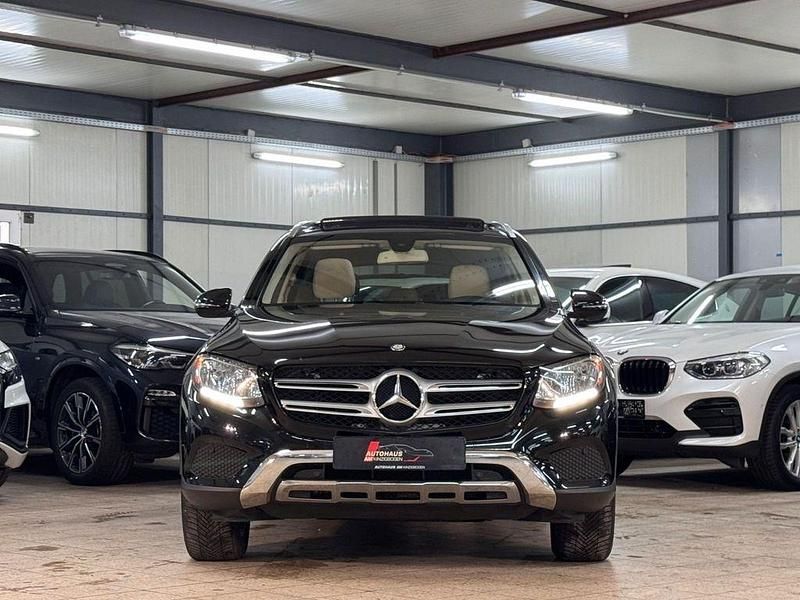 Gebraucht Mercedes GLC300 245 PS (180 kW) 2016 Schwarz SUV