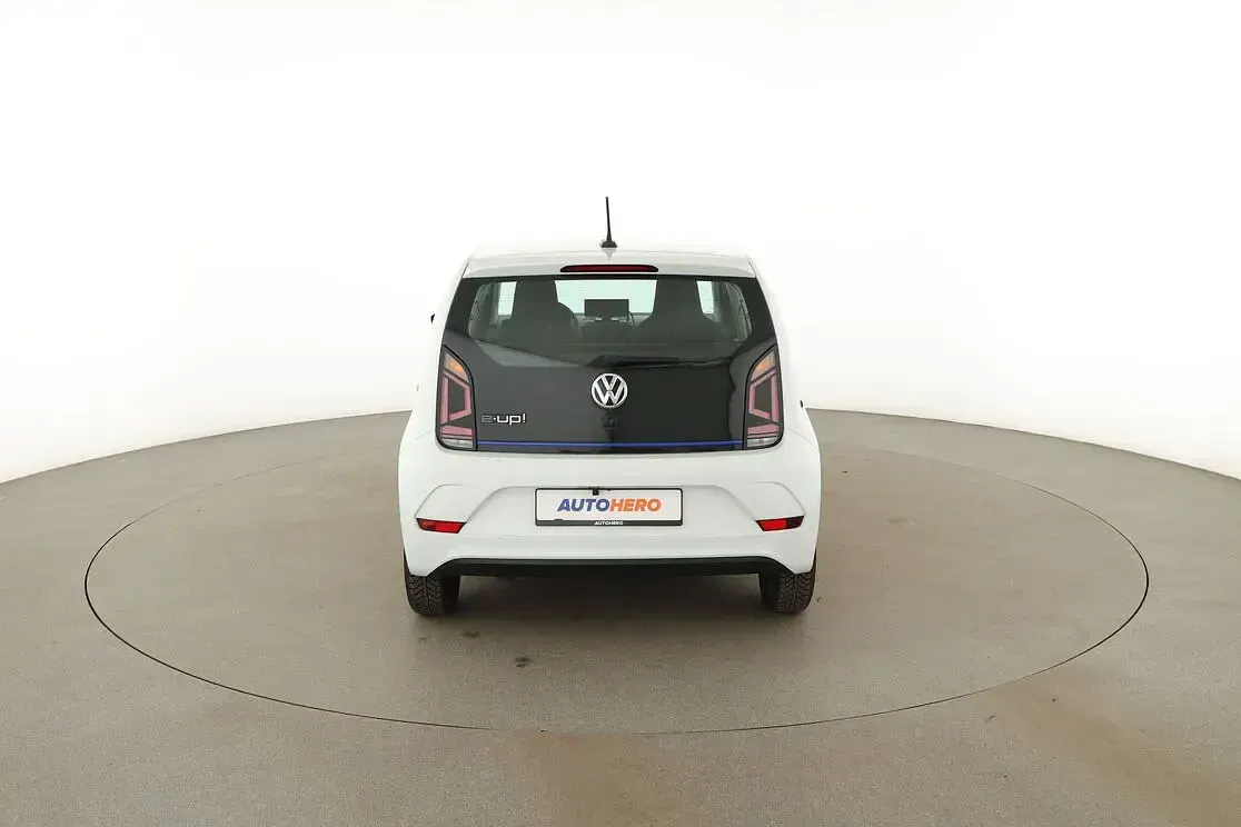 Używany VW e-up! 60 kW (82 KM) 2019 Biały Hatchback