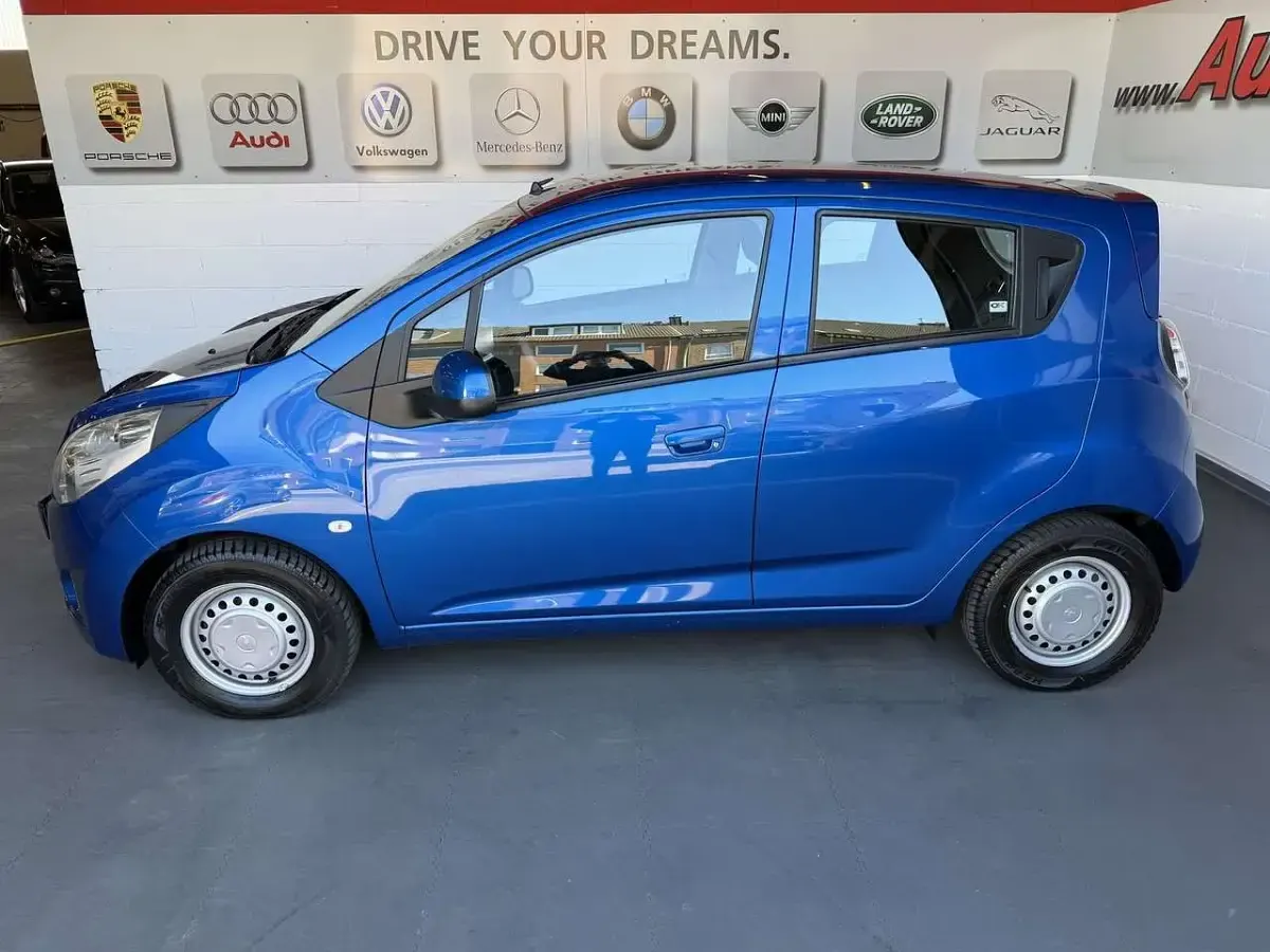 Second-hand Chevrolet Spark LS 68 CP (50 kW) 2012 Albastru Hatchback