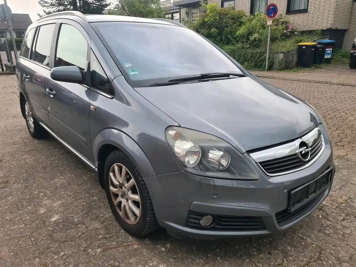 Gebraucht Opel Zafira 2005 Grau Van / Kleinbus