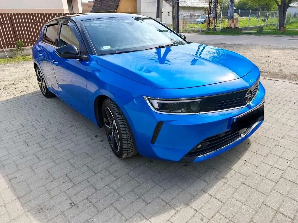 Usata Opel Astra Elegance 131 CV (96 kW) 2023 Blu Utilitaria