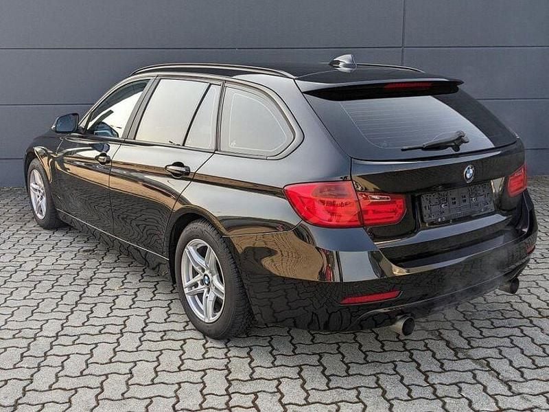 Gebraucht BMW 320 Comfort Edition 184 PS (135 kW) 2013 Black sapphire metallic (metallic) Kombi