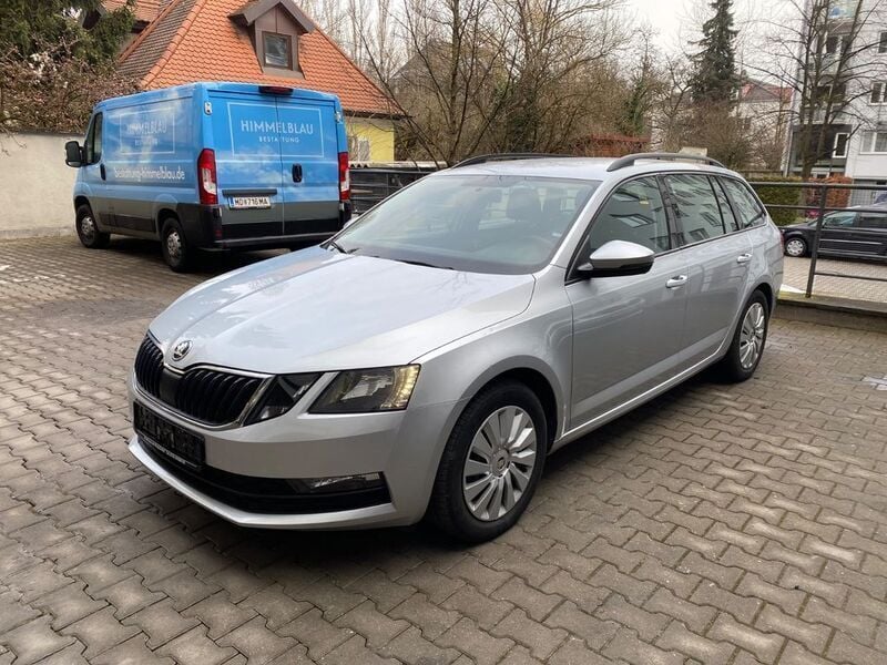 Silber Gebraucht 2018 Skoda Octavia Active Kombi | 8.499 € (Superpreis) - Bild 1/4