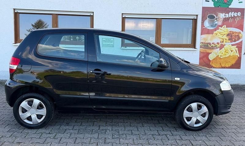 Usata VW Fox Basis 75 CV (55 kW) 2006 Nero Utilitaria