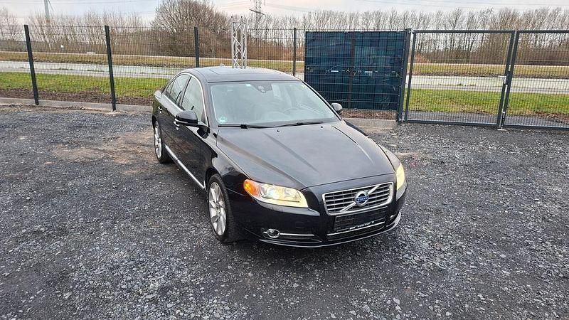 Schwarz Gebraucht 2011 Volvo S80 Executive Limousine | 5.600 € (Superpreis) - Bild 1/4