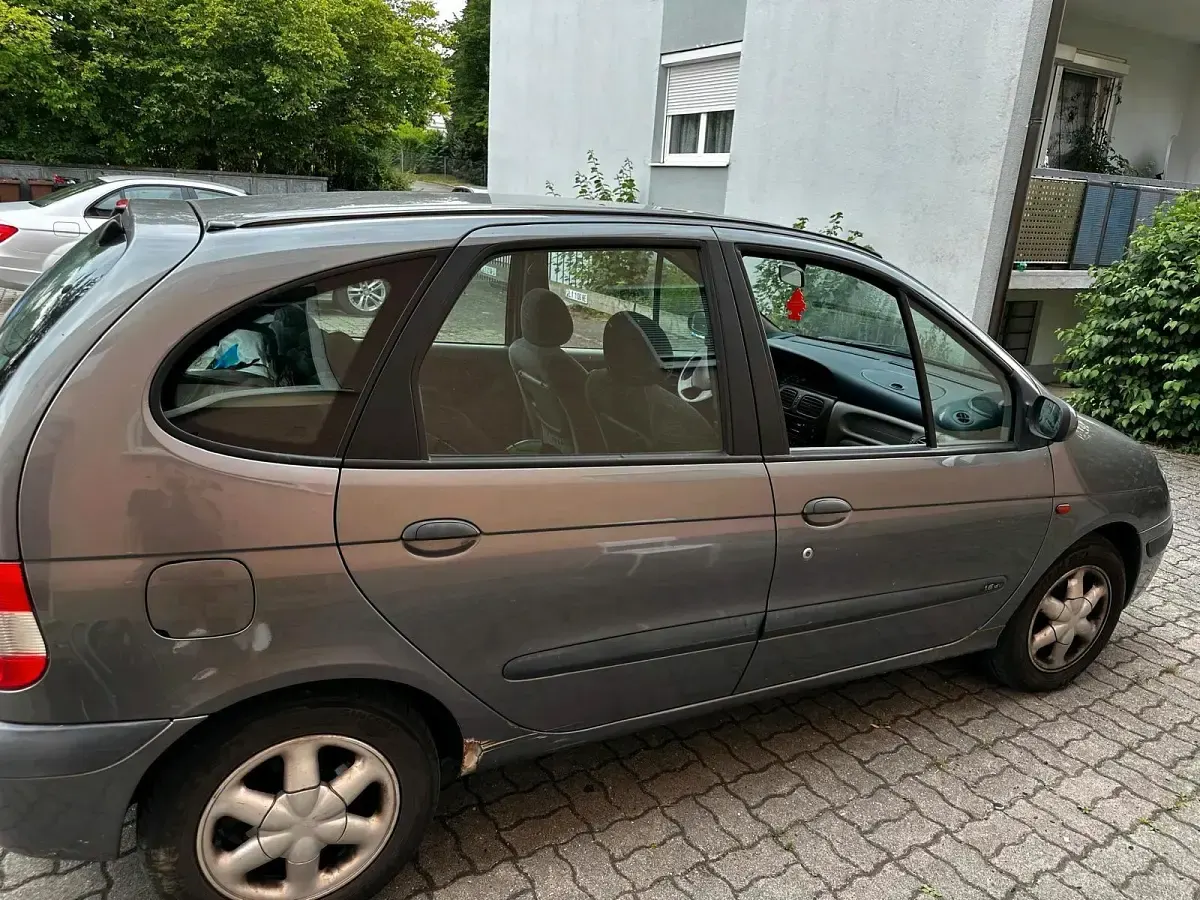 Gebraucht Renault Scénic 95 PS (69 kW) 1999 Andere farben Van / Kleinbus