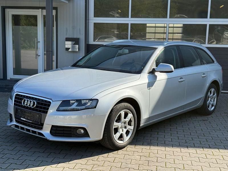 Silber Gebraucht 2009 Audi A4 Attraction Kombi | 3.200 € (Superpreis) - Bild 1/4