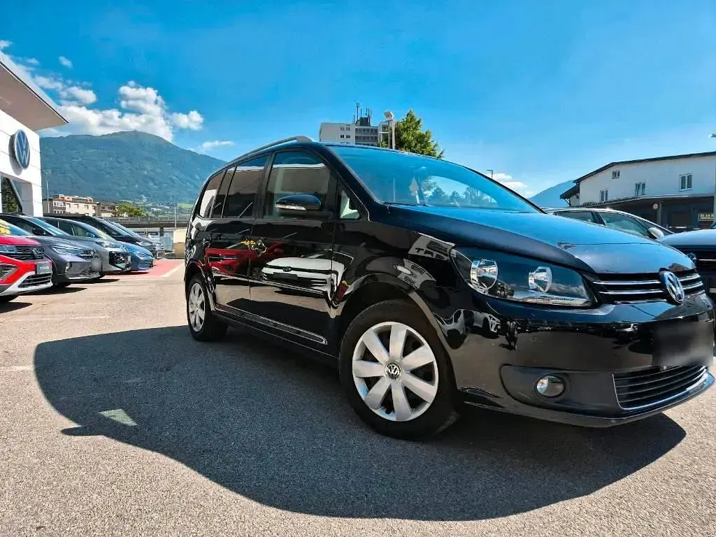 Gebraucht VW Touran 140 PS (102 kW) 2012 Schwarz Van / Kleinbus