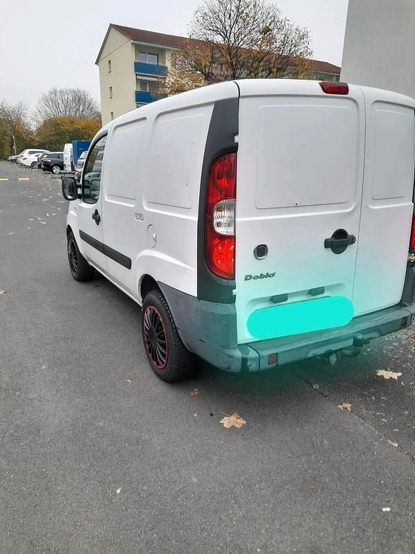Weiß Gebraucht 2007 Fiat Doblò Van / Kleinbus | 2.000 € (Superpreis) - Bild 1/4