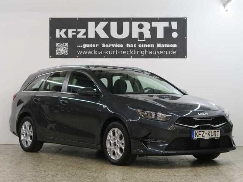 Andere Gebraucht 2024 Kia Ceed Sportswagon Vision Kombi | 22.990 € (Superpreis) - Bild 1/4