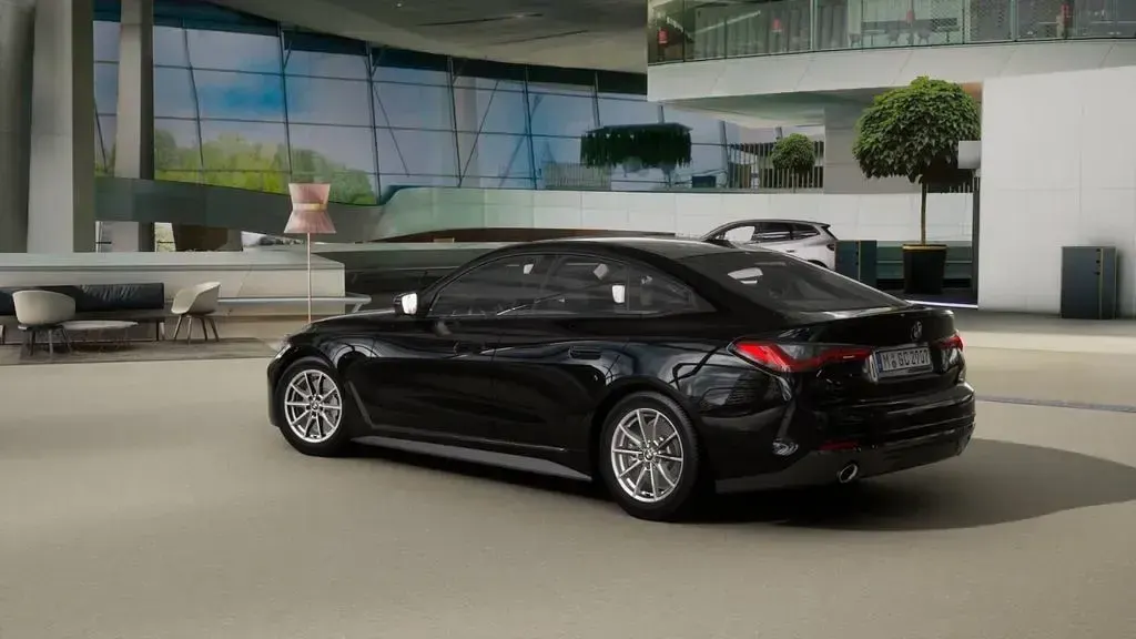 Gebraucht BMW 420 Performance 184 PS (135 kW) 2026 Schwarz uni Coupé