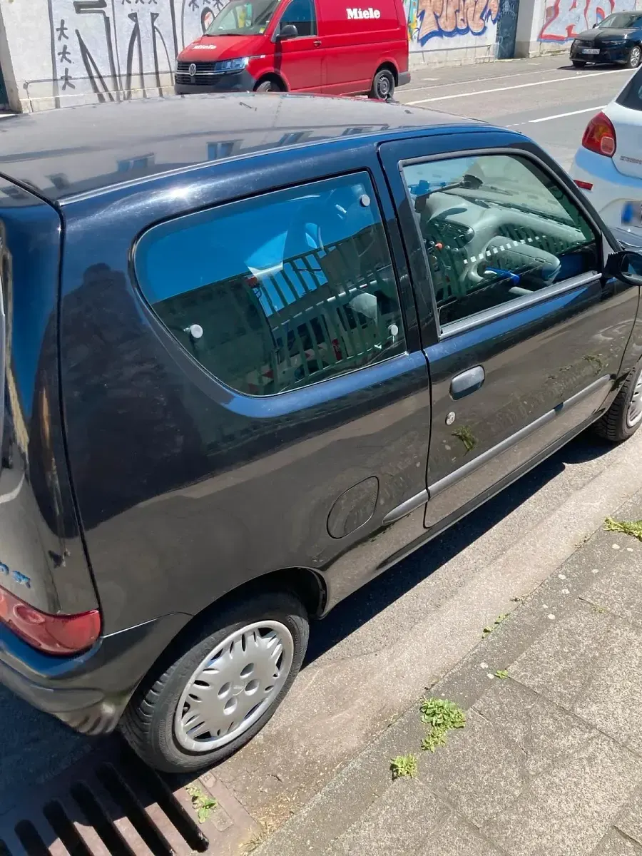 Gebraucht Fiat Seicento 55 PS (40 kW) 2001 Schwarz Kleinwagen