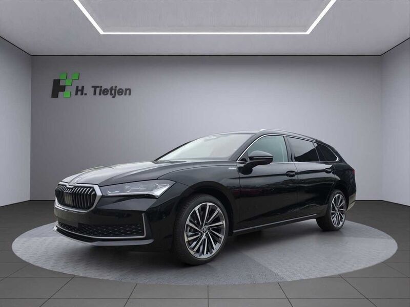 Schwarz Neu 2025 Skoda Superb LAURIN & KLEMENT Kombi | 53.790 € (Etwas zu teuer) - Bild 1/4