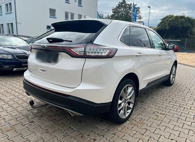 Gebraucht Ford Edge Titanium 211 PS (155 kW) 2016 Weiß SUV