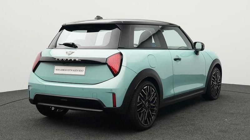 Gebraucht Mini Cooper Favoured 114 kW (156 PS) 2025 Grün Kleinwagen