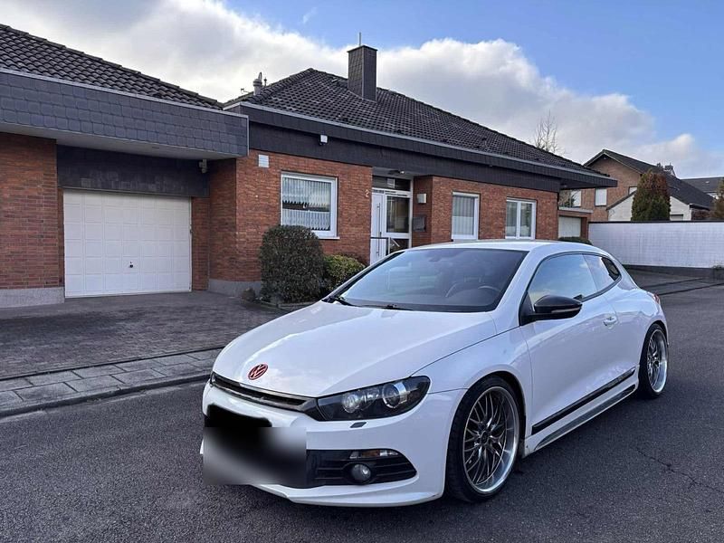 Gebraucht VW Scirocco 200 PS (147 kW) 2009 Weiß Coupé
