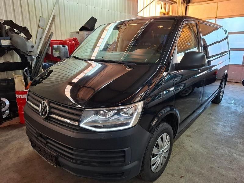 Gebraucht VW Caravelle 150 PS (110 kW) 2018 Schwarz Van / Kleinbus