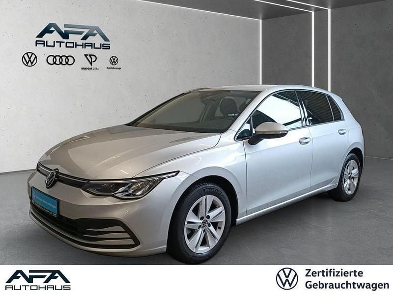 Gebraucht VW Golf VIII Life 150 PS (110 kW) 2023 Silber Limousine