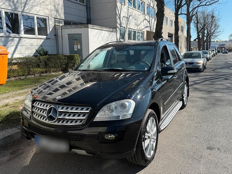 Gebraucht Mercedes 320 224 PS (164 kW) 2006 Schwarz SUV