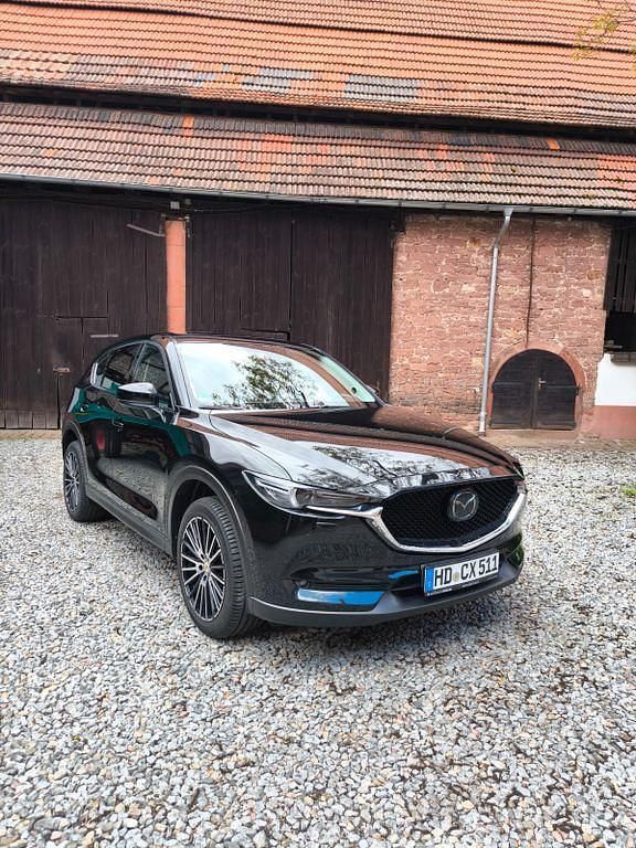 Schwarz Gebraucht 2018 Mazda CX-5 Sports-Line SUV | 25.900 € (Etwas zu teuer) - Bild 1/4