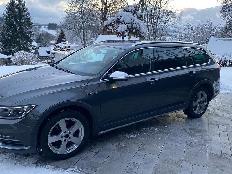 Gebraucht VW Passat Alltrack 220 PS (161 kW) 2016 Grau Kombi