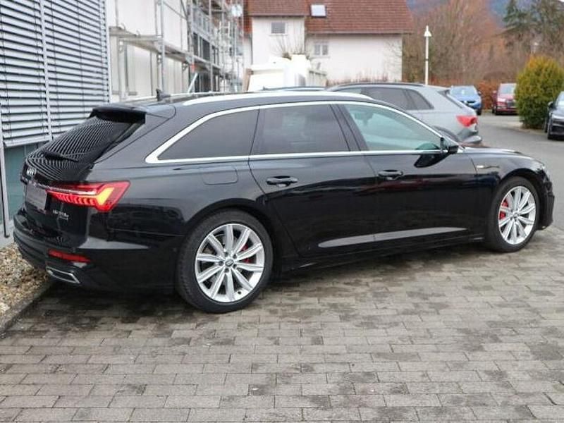 Gebraucht Audi A6 S-Line 367 PS (269 kW) 2021 Mythosschwarz metallic Kombi