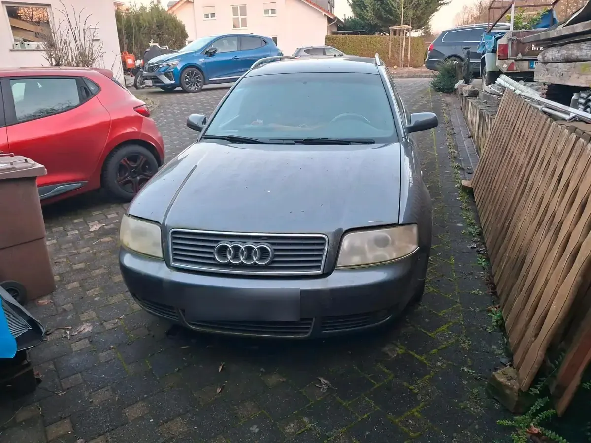 Gebraucht Audi A6 163 PS (119 kW) 2004 Silber Kombi