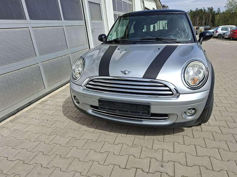 Gebraucht Mini Cooper 120 PS (88 kW) 2007 Pure silver metallic Kleinwagen