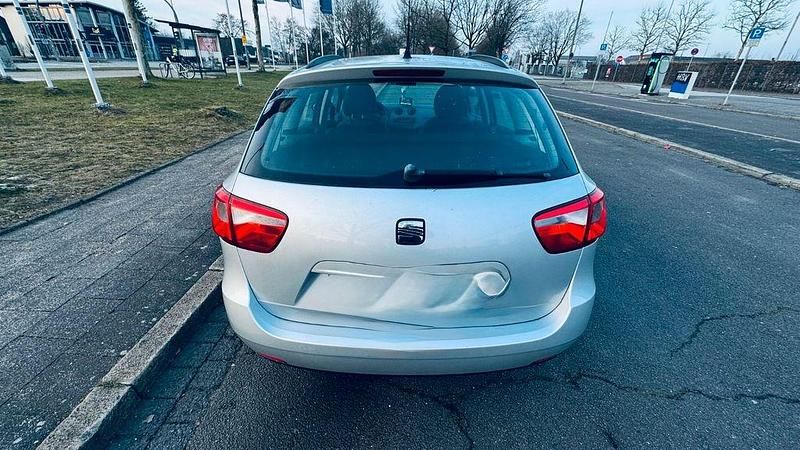 Gebraucht Seat Ibiza Reference 69 PS (50 kW) 2013 Grau Limousine