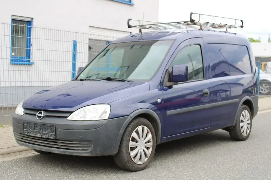 Gebraucht Opel Combo 90 PS (66 kW) 2010 Blau Van / Kleinbus