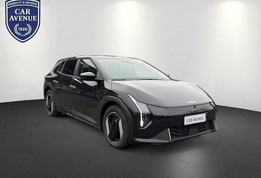 Neu Kia EV4 Earth 150 kW (204 PS) 2026 Hellgrau schwarz Limousine