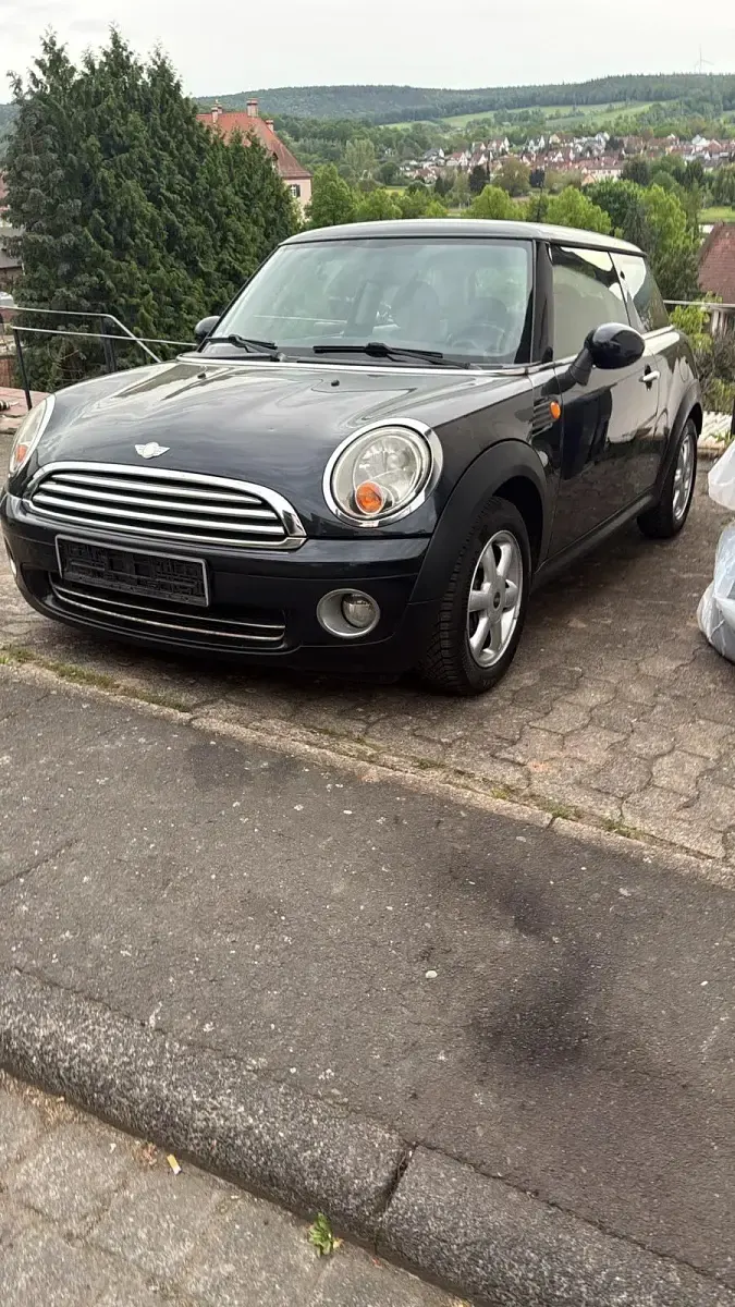 Gebraucht Mini Cooper 95 PS (69 kW) 2008 Schwarz Kleinwagen