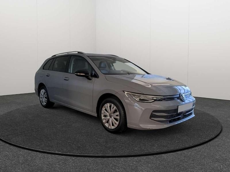 Gebraucht VW Golf VIII Goal 150 PS (110 kW) 2025 Mondsteingrau Kombi