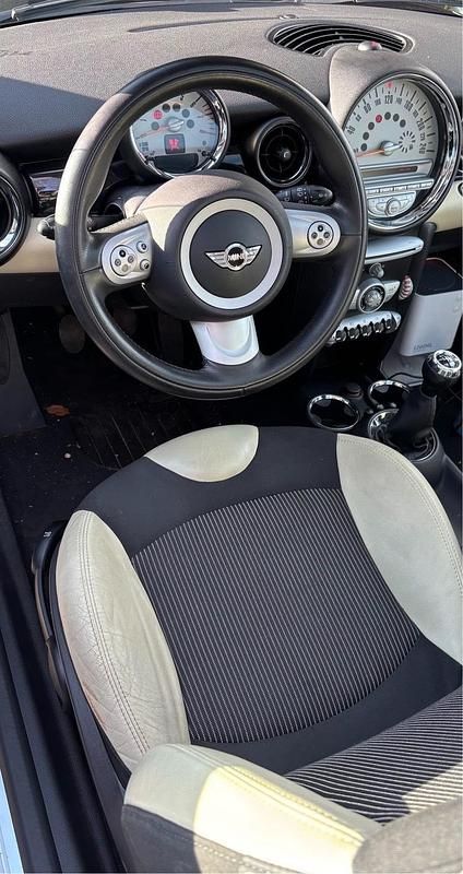 Usata Mini Cooper 122 CV (89 kW) 2006 Nero Utilitaria