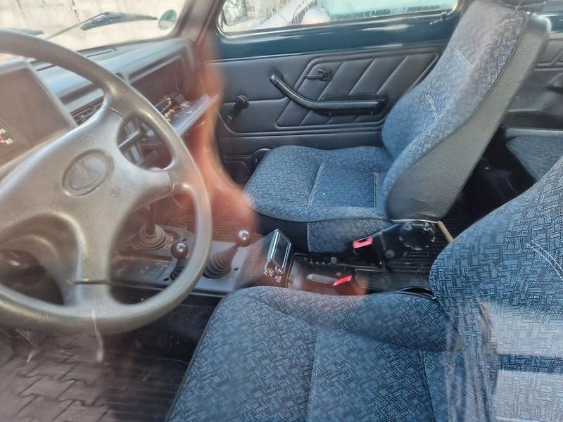Gebraucht Lada niva 82 PS (60 kW) 2010 SUV