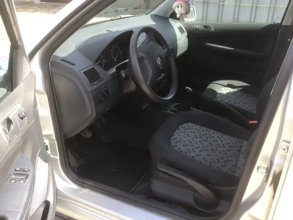 Gebraucht Skoda Fabia Ambiente 87 PS (63 kW) 2007 Silber Limousine